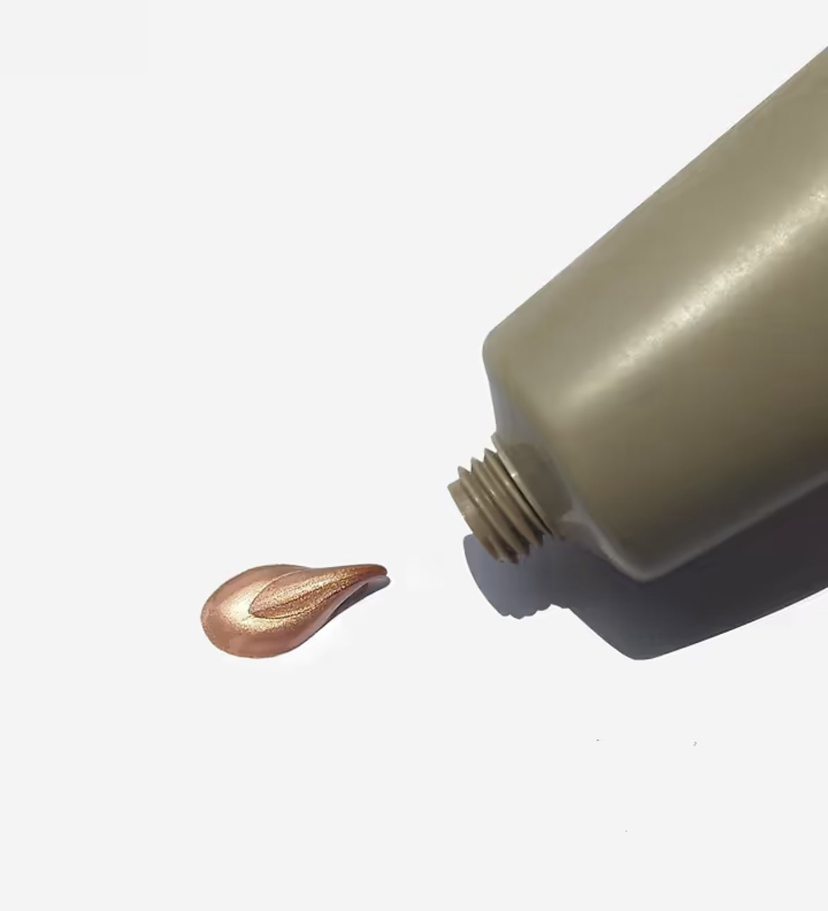 Refy Gloss highlighter